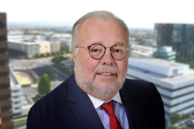 Robert J. Lorenzetti